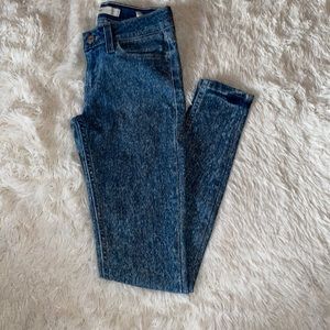 Levi jeans